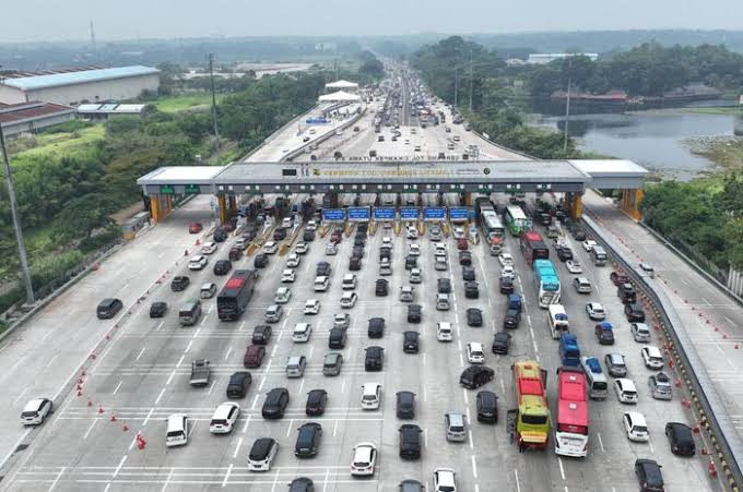 Tarif Tol Jakarta-Surabaya Turun! Cek Diskon 20% untuk Arus Mudik dan Balik Lebaran 2025