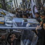 Aksi Penolakan Revisi UU TNI Berujung Ricuh, Aparat Diduga Lakukan Pelanggaran HAM