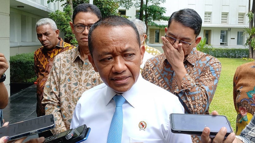 Bahlil: Tambah Produksi Minyak Lewat Penertiban Sumur Ilegal
