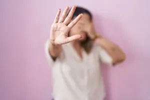 Bidan di Serang Jadi Terdakwa KDRT, Padahal Bukti Video Mengatakan Sebagai Korban