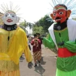 Gubernur DKI Jakarta Akan Larang Penggunaan Ondel-Ondel untuk Mengamen