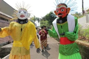 Gubernur DKI Jakarta Akan Larang Penggunaan Ondel-Ondel untuk Mengamen