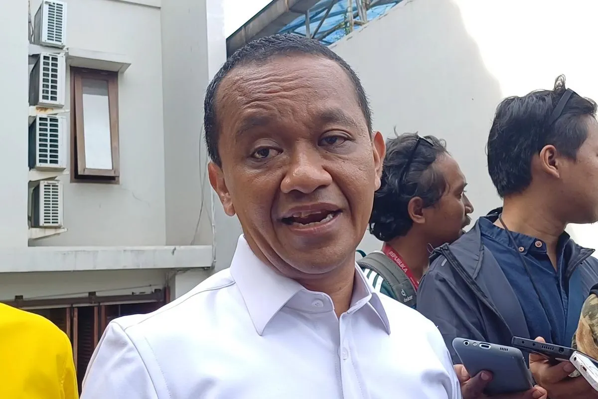 Bahlil Hentikan Operasi Tambang Nikel di Raja Ampat, Pemerintah Tunggu Hasil Cross-Check