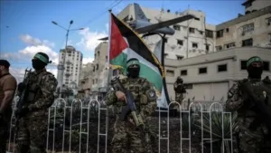 Israel akan turut serta dalam perundingan gencatan senjata Gaza yang akan digelar di Qatar. Keputusan ini diumumkan oleh kantor Perdana Menteri Benjamin Netanyahu setelah Hamas merespons positif terhadap proposal yang dimediasi oleh Amerika Serikat.