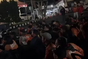 Aksi Solidaritas Ratusan Driver ShopeeFood Berujung Ricuh di Sleman
