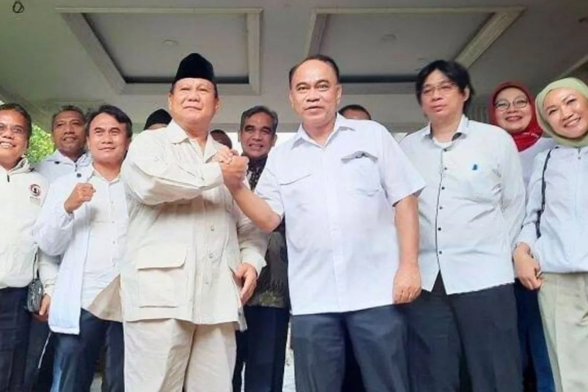 Ketua Umum Pro Jokowi (Projo) Budi Arie Setiadi, menyampaikan kesiapannya terhadap arahan politik Presiden Prabowo Subianto.