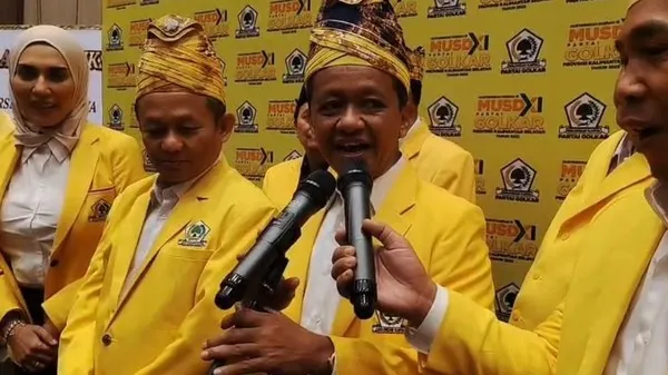 Isu Munaslub Golkar Mencuat, Bahlil Didorong Mundur karena Dinilai “Terlalu Jokowi”?