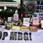 Suara Ibu Indonesia Desak Pemerintah Hentikan MBG, Buntut Keracunan Massal