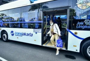 Heboh Tarif Bus Transjakarta akan Naik, Apa Alasannya?