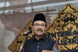 TNI Dilibatkan dalam Tata Kelola Sekolah Rakyat, Gus Ipul: Demi Disiplin dan Kemandirian