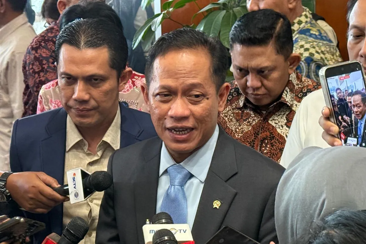 Menteri LH cabut Izin Perusahan Terduga Penyebab Banjir Sumatera