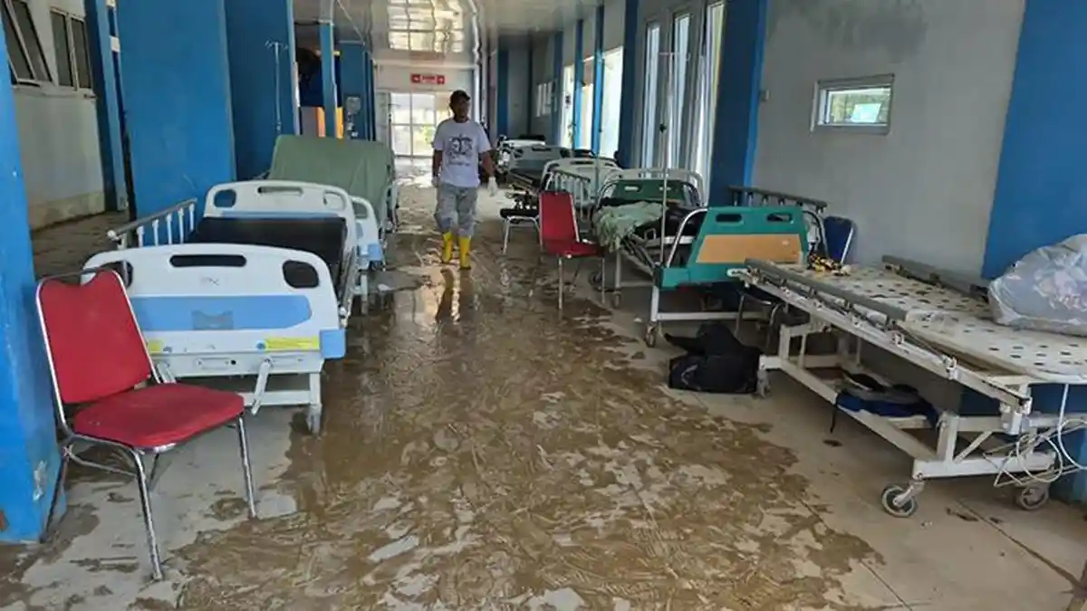 Banjir Lumpuhkan RSUD di Aceh Hingga Pasien Pakai Kasur