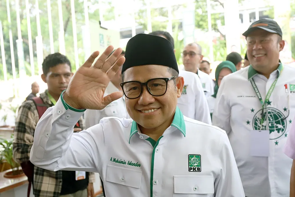 Ketua Umum Partai Kebangkitan Bangsa (PKB) Muhaimin Iskandar atau Cak Imin menyebut pemilihan kepala daerah (pilkada) secara langsung tidak efektif.
