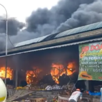 Kebakaran Melanda Pasar Induk Kramat Jati Jakarta Timur