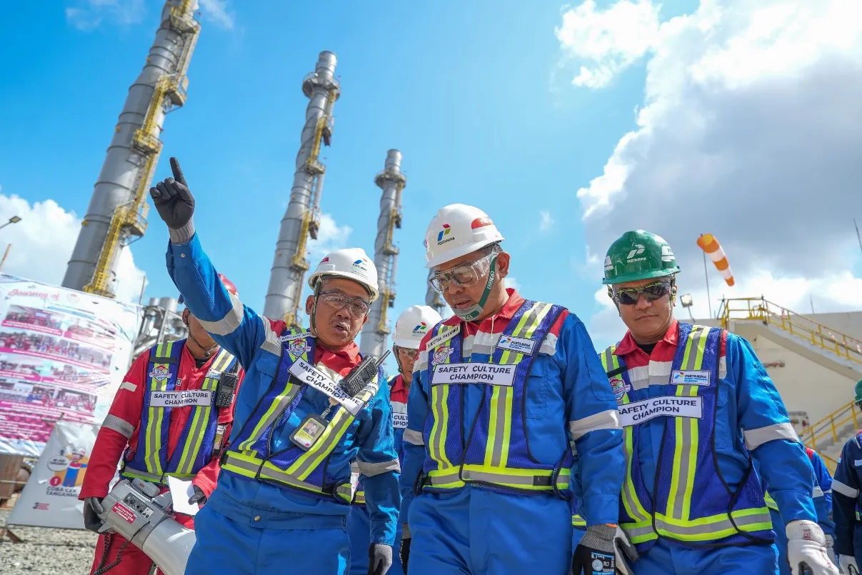 Presiden Prabowo Subianto meresmikan kilang bernama Refinery Development Master Plan (RDMP) milik Pertamina di Balikpapan, Kalimantan Timur, Senin (12/1/2026).