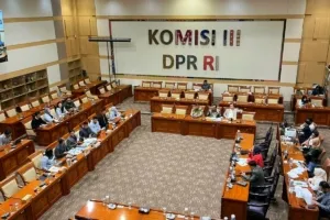 Komisi III DPR Rapat Bahas RUU Perampasan Aset