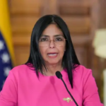 Wakil Presiden Venezuela Delcy Rodriguez kini mengambil alih kepemimpinan negara sebagai pemimpin interim setelah Amerika Serikat (AS) menangkap dan menahan Presiden Nicolas Maduro, Sabtu (3/1/2026).