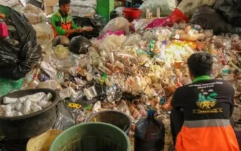Pramono Anung Wajibkan Warga Jakarta Pilah Sampah