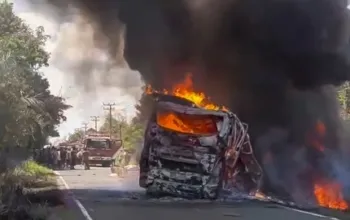 Bus ALS Tabrak Truk BBM, Berikut Kronologinya