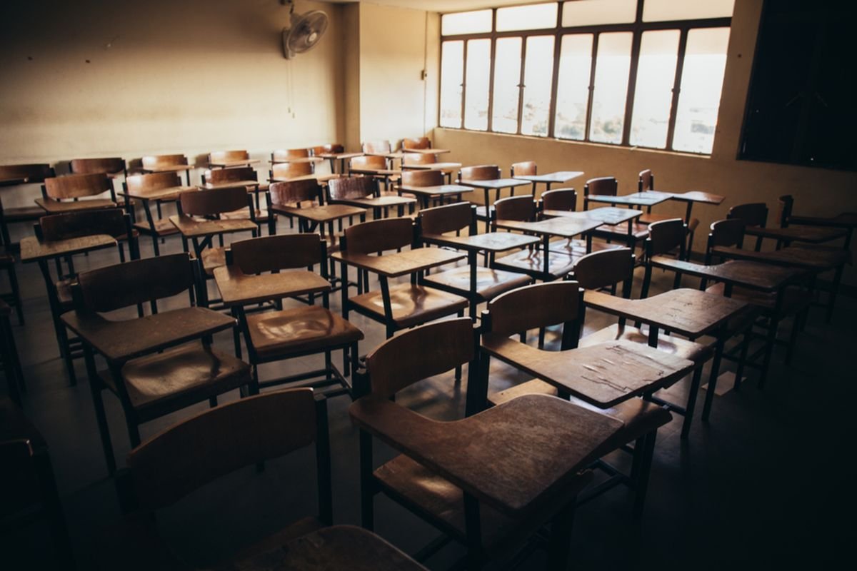 Pendidikan Kita: Dari Scholarisme ke Sekolahisme